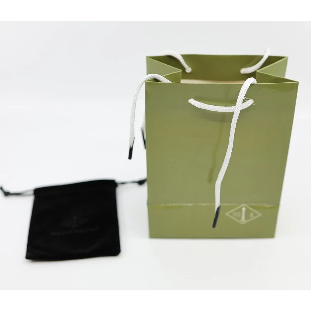 Van Cleef & Arpels flawless gift